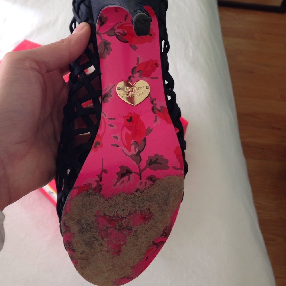 Betsey Johnson heels - Picture 3 of 3